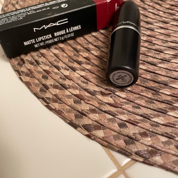 Brand New Mac Matte Lipstick - 646 Marakesh - Picture 8 of 8
